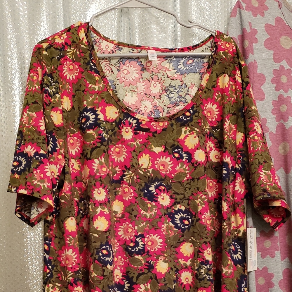 New NWT LULAROE Pretty Fall Colors Perfect T 3X